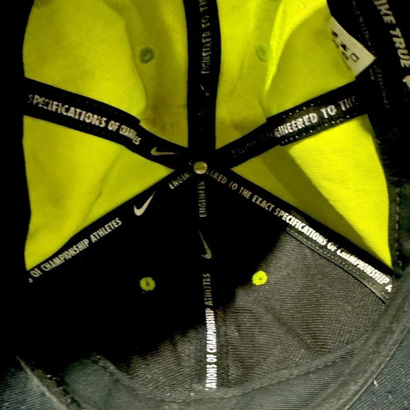 Nike True lime camo green black swish textured adjustable basebell cap hat rare - Picture 3 of 4
